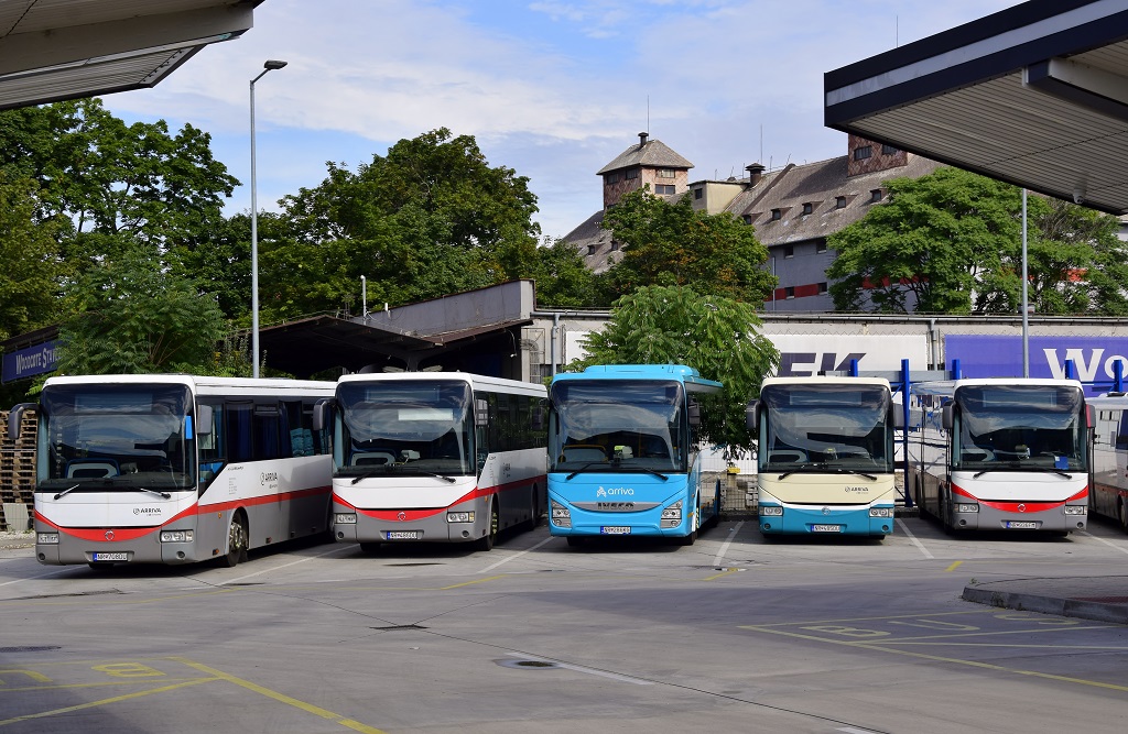 Topoľčany, Irisbus Crossway 12M č. NR-708DU; Nitra, Irisbus Crossway 12M č. NR-486DU; Nitra, Irisbus Crossway 12M č. NR-485DU; Nitra, Irisbus Crossway 12M č. NR-936FM