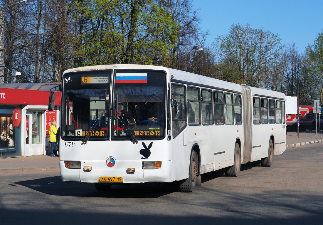 Pskov, Mercedes-Benz O345 G Nr. 678