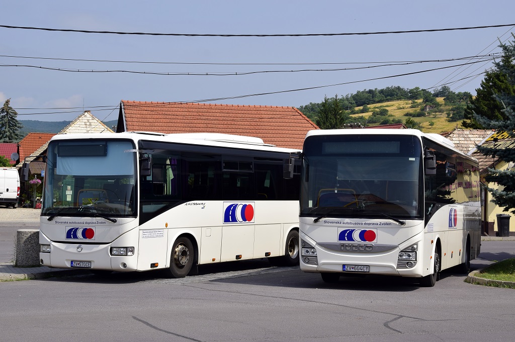 Zvolen, Irisbus Crossway 10.6M č. ZV-570CE; Zvolen, IVECO Crossway Line 10.8M č. ZV-604CY