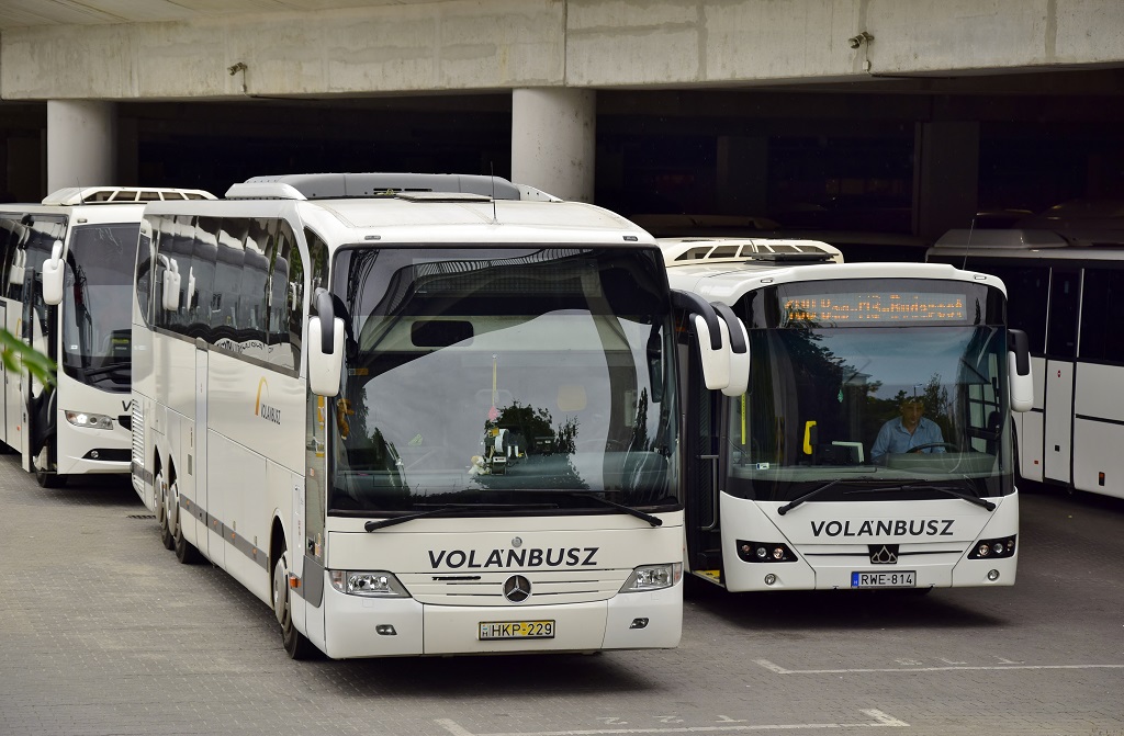 Budapest, Mercedes-Benz Travego O580-17RHD L # HKP-229; Budapest, Credo Econell 12 # RWE-814