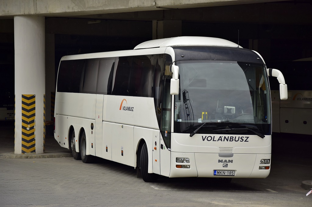 Budapest, MAN R08 Lion's Coach L RHC444 # MKN-185