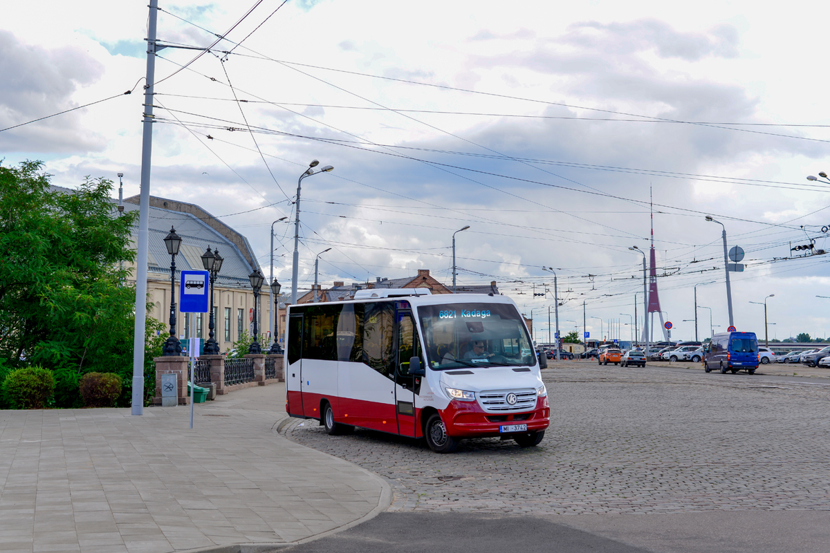 Салдус, Kutsenits Intercity Tourist 716 № B1335