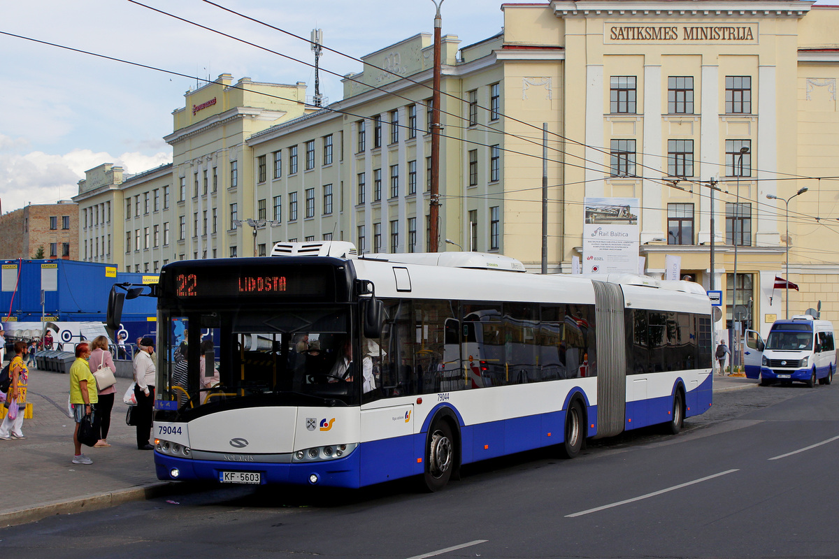 Riga, Solaris Urbino III 18 č. 79044