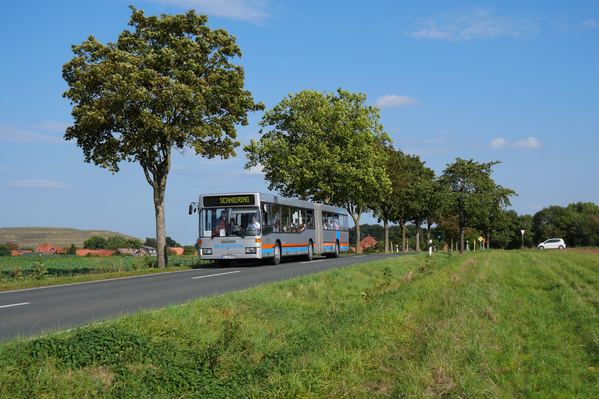 Nienburg (Weser), Mercedes-Benz O405GN2 # NI-OK 999