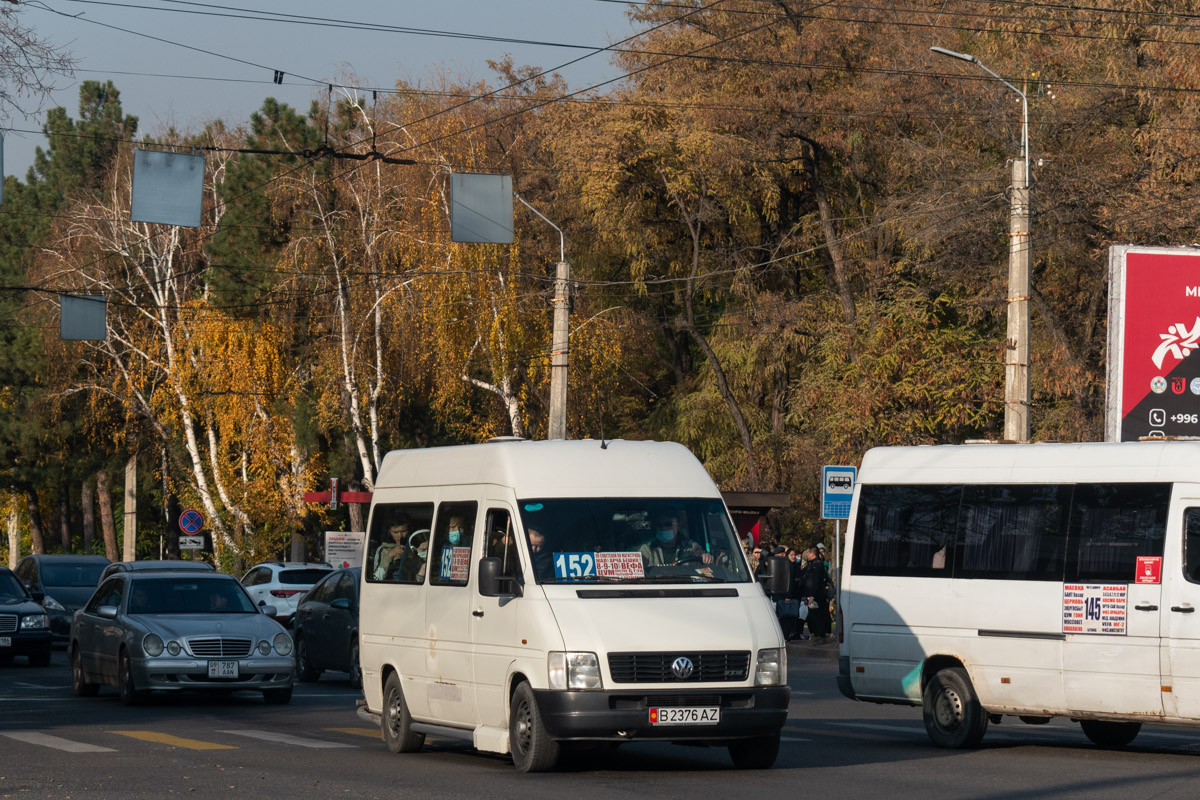 Bishkek, Volkswagen LT35 # B 2376 AZ