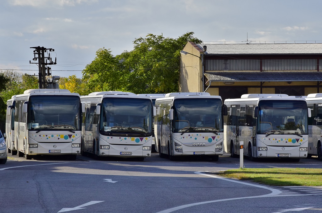 Galanta, Irisbus Arway 12M č. DS-975DH; Galanta, Irisbus Arway 12.8M č. DS-083CN; Galanta, IVECO Crossway Line 10.8M č. DS-082EV; Galanta, Irisbus Crossway 10.6M č. DS-439EA