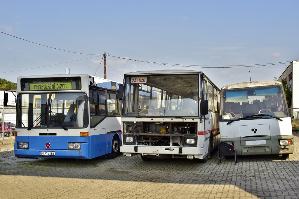Bratislava, Mercedes-Benz O405G № PK-588ES; Bratislava, Karosa C744.24 № BA-; Bratislava, TAM B3 075 TL № BA-005XI