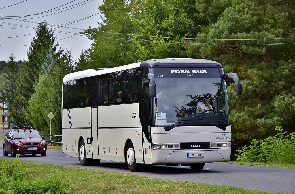Левице, MAN A13 Lion's Coach RH413 № LV-520FY
