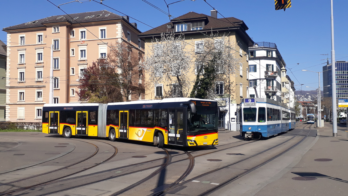 Zurich, Solaris Urbino IV 18 # 384