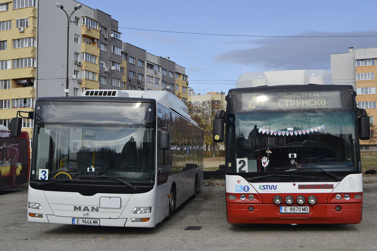Blagoevgrad, Neoplan N4416 CNG Centroliner # 8870; Blagoevgrad, MAN A20 Lion's City Ü NÜ313 CNG # 9666