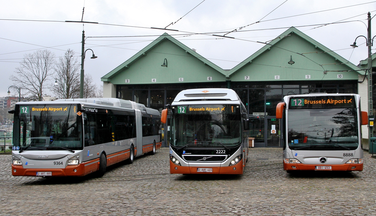 Bruxelles, IVECO Urbanway 18M Hybrid # 9364; Bruxelles, Volvo 7900 Hybrid # 2222; Bruxelles, Mercedes-Benz O530 Citaro Facelift G # 8888