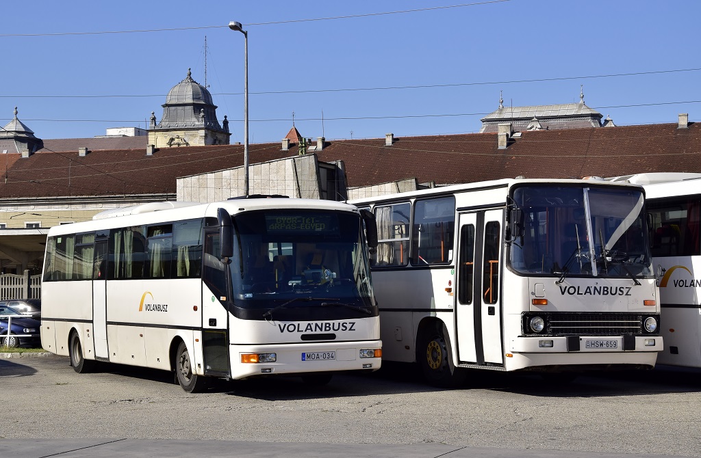 Ungarn, other, Credo IC 11 Nr. MOA-034; Budapest, Ikarus 260.20M Nr. HSW-659