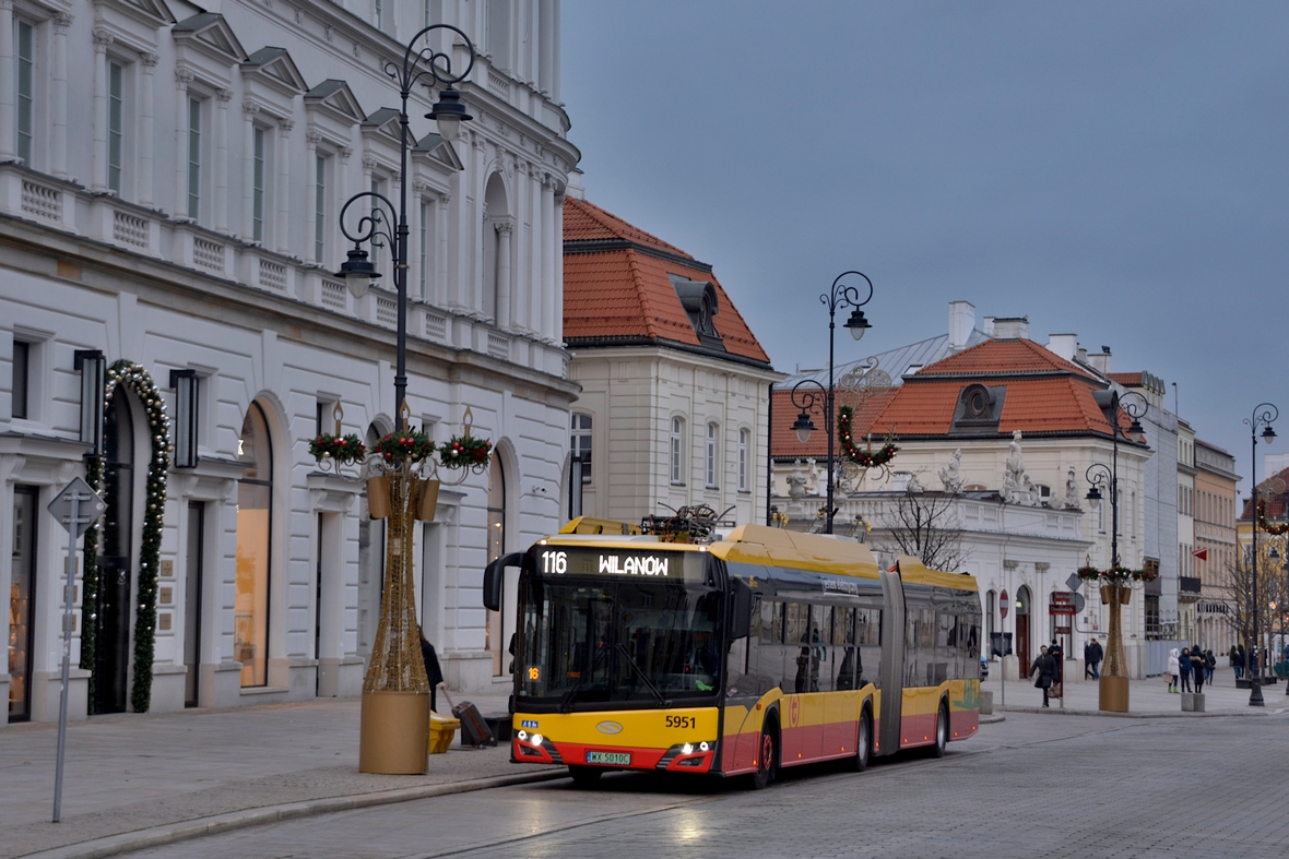 Warsaw, Solaris Urbino IV 18 electric # 5951