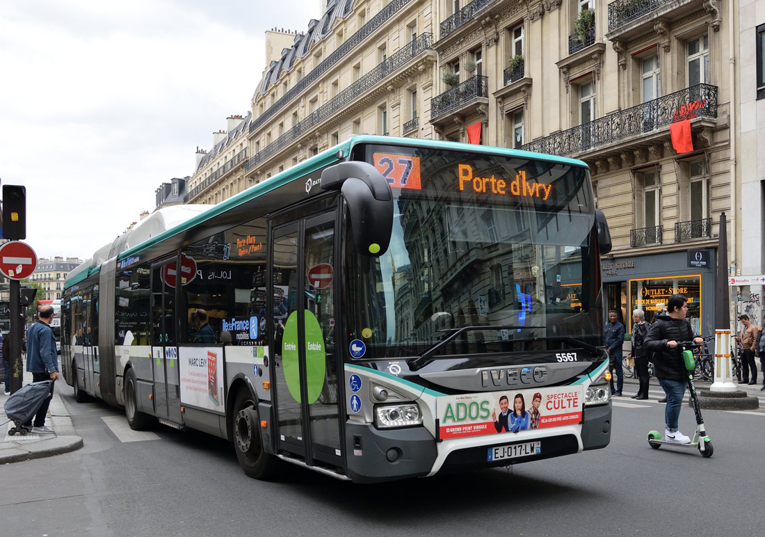 Paris, IVECO Urbanway 18M Hybrid # 5567