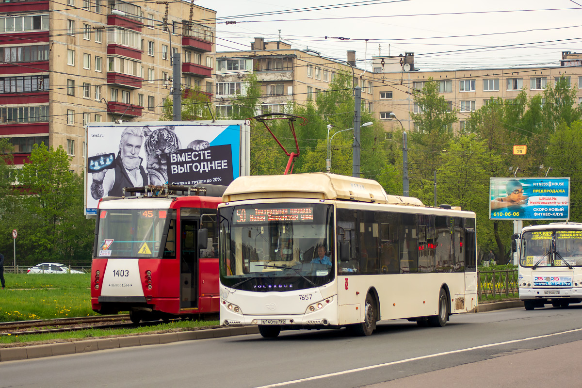 San Pietroburgo, Volgabus-5270.G0 # 7657