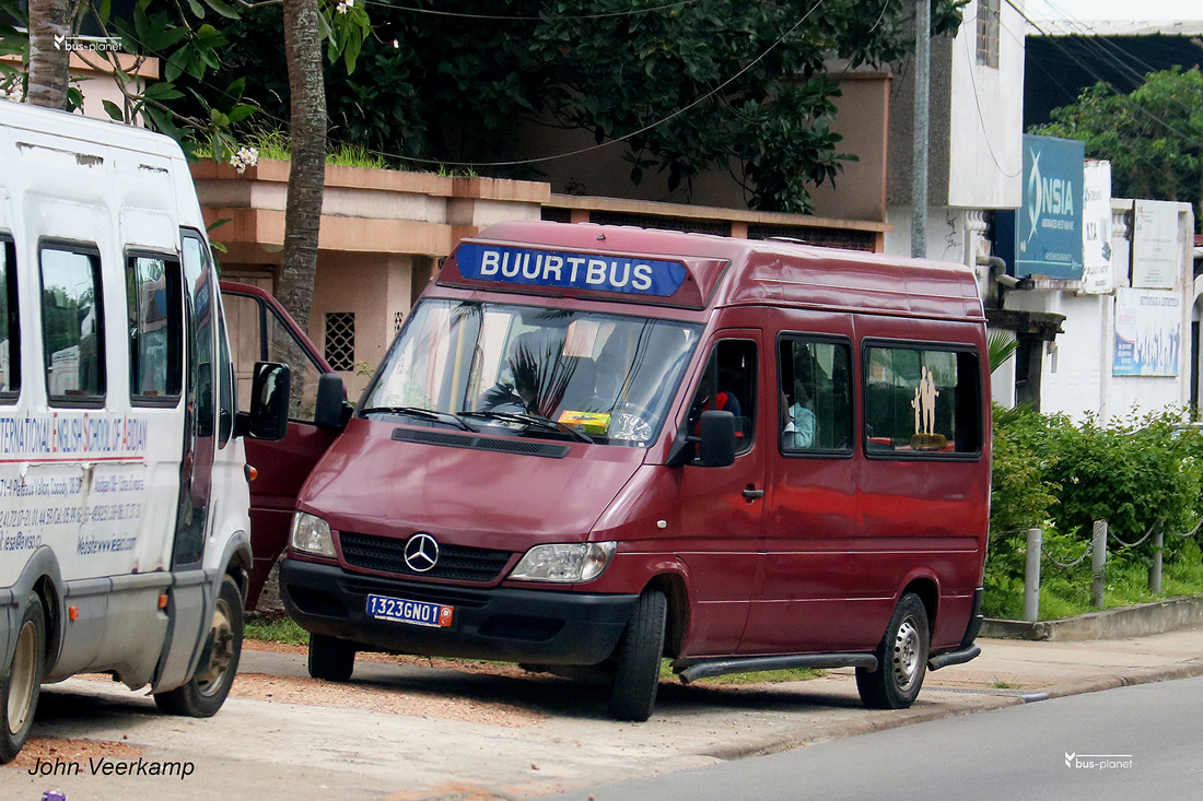 Abidjan, Mercedes-Benz Sprinter 308CDI # 1323 GN 01