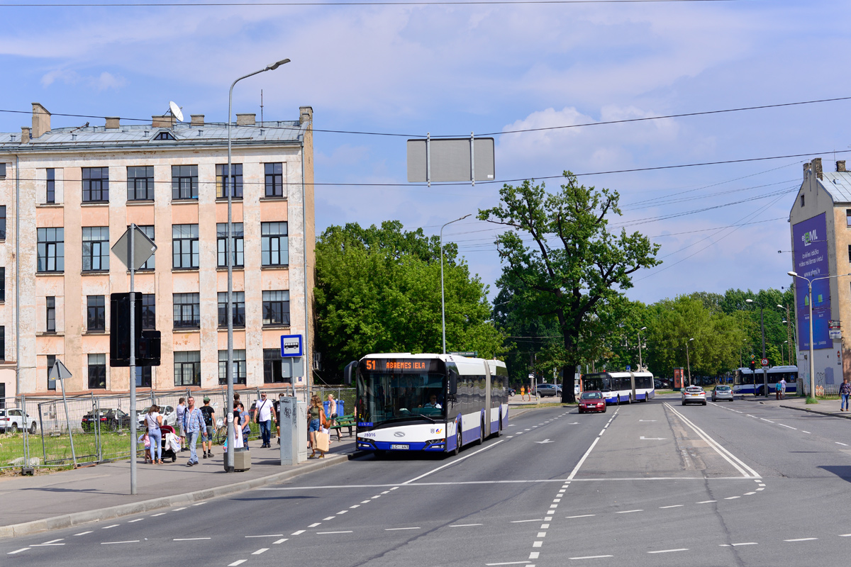 Riga, Solaris Urbino IV 18 № 78016
