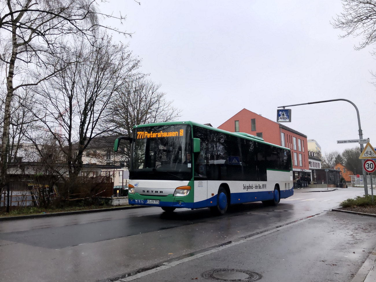 Freising, Setra S415LE business No. FS-VV 771