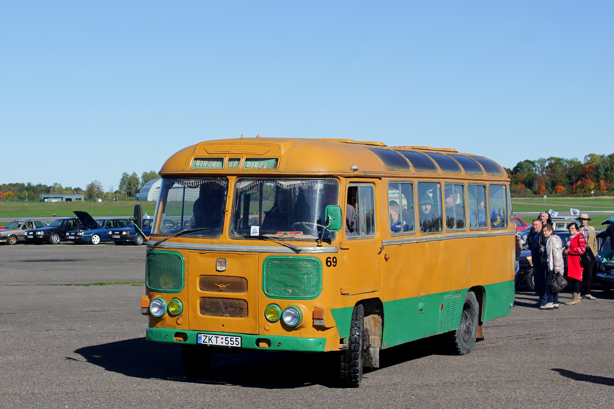 Kaunas, PAZ-672М # ZKT 555