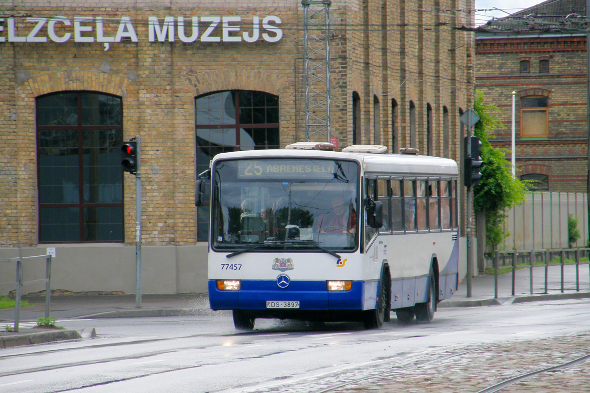 Riga, Mercedes-Benz O345 No. 77457
