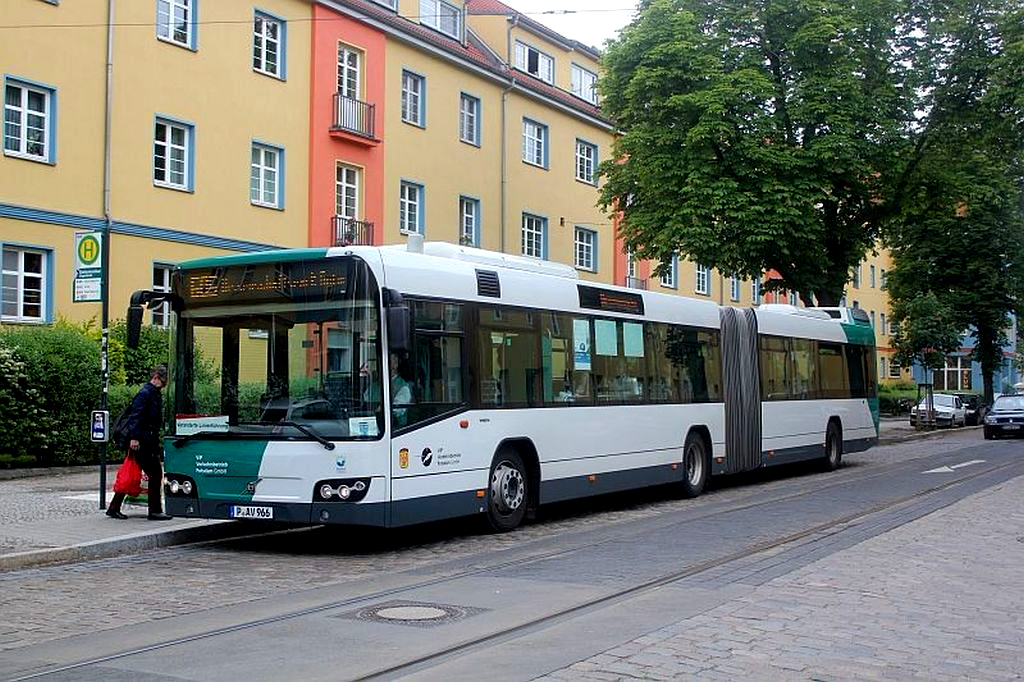 Potsdam, Volvo 7700A # 966