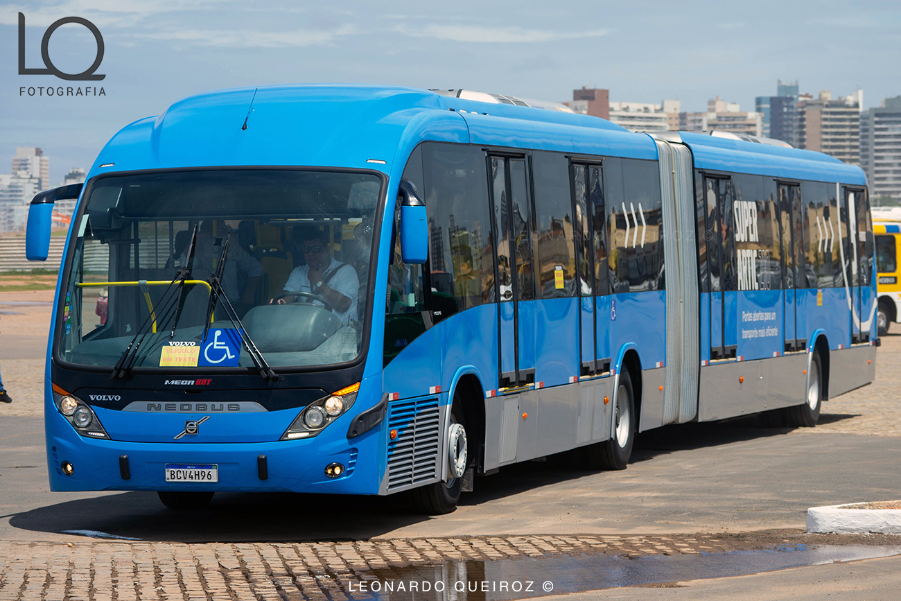 Salvador, Neobus Mega BRT2016 # 210