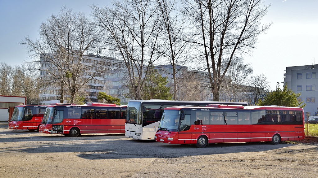 Žarnovica, Irisbus Crossway 10.6M # ZV-965CD; Bratislava, SOR CN 12.3 # 8589