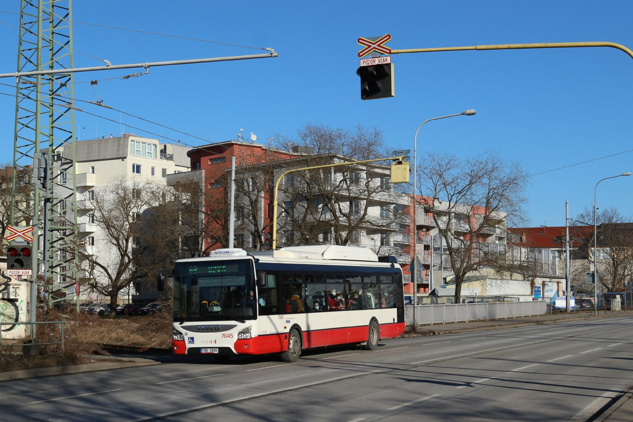 Brno, IVECO Urbanway 12M CNG # 7045