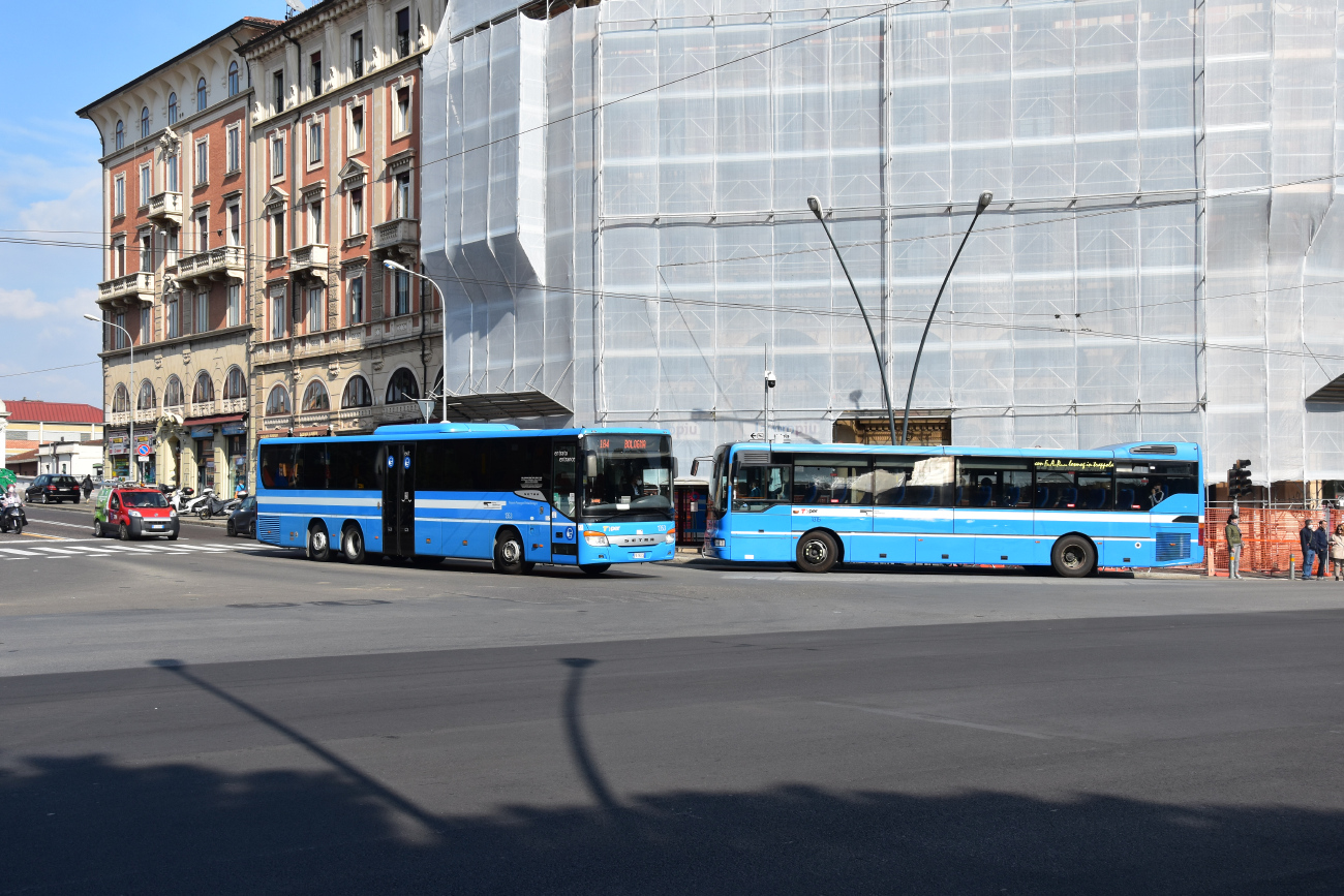 Bologna, Setra S417UL č. 1353; Bologna, Irisbus MyWay 399E.12.35 č. 1315