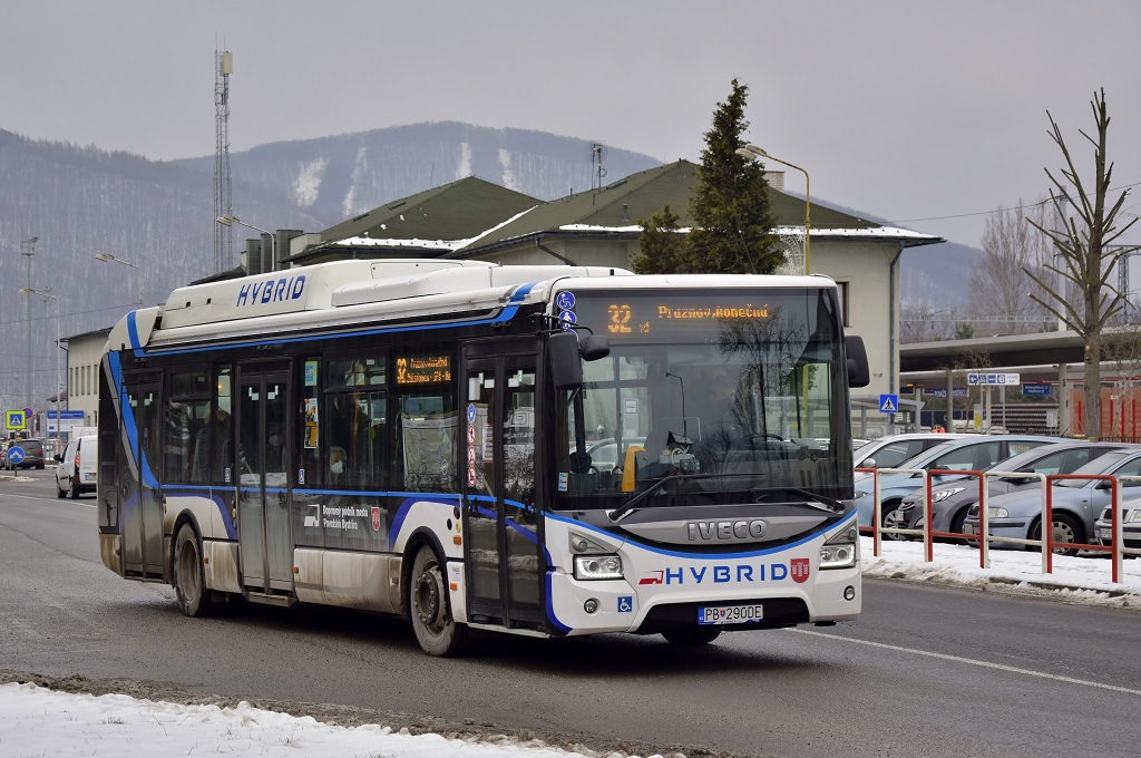 Povážska Bystrica, IVECO Urbanway 12M Hybrid № PB-290DE