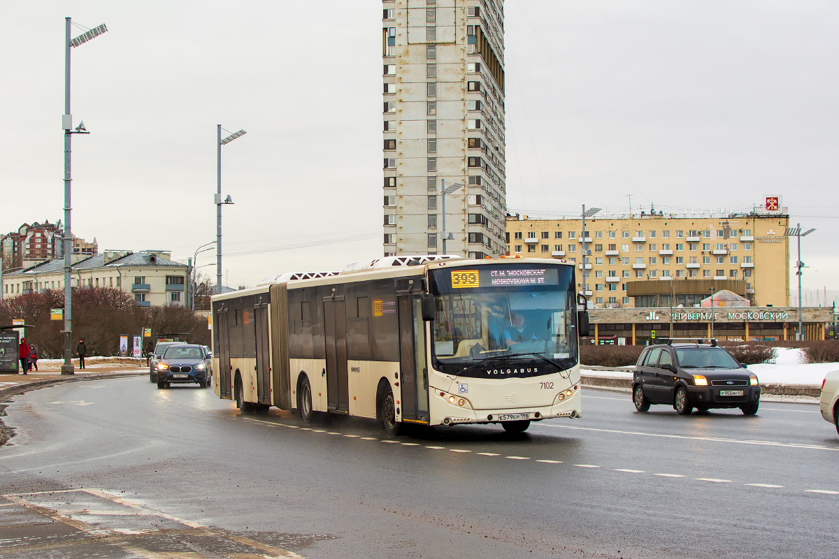 Saint-Pétersbourg, Volgabus-6271.05 # 7102