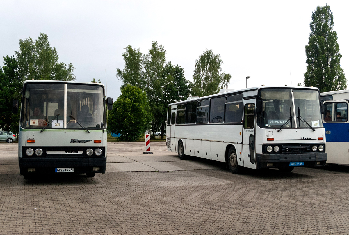 Saalfeld, Ikarus 250.** # GRZ-IK 78; Bruck-Mürzzuschlag, Ikarus 250.59 # (BM-17 HK)