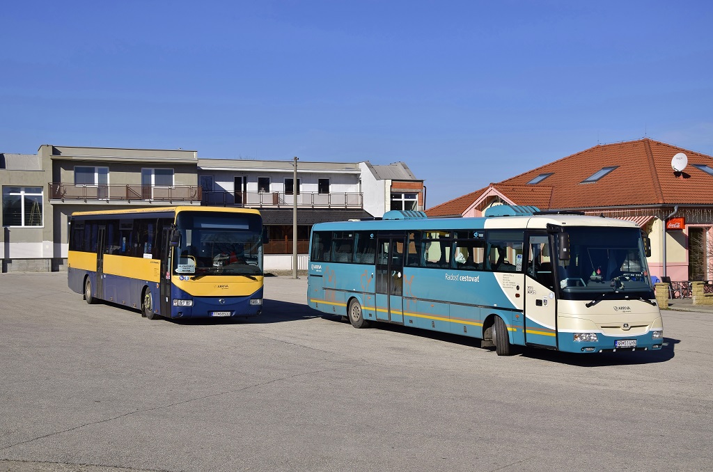 Hlohovec, Irisbus Crossway 12.8M # TT-685DD; Nitra, SOR C 12 # NR-514HN