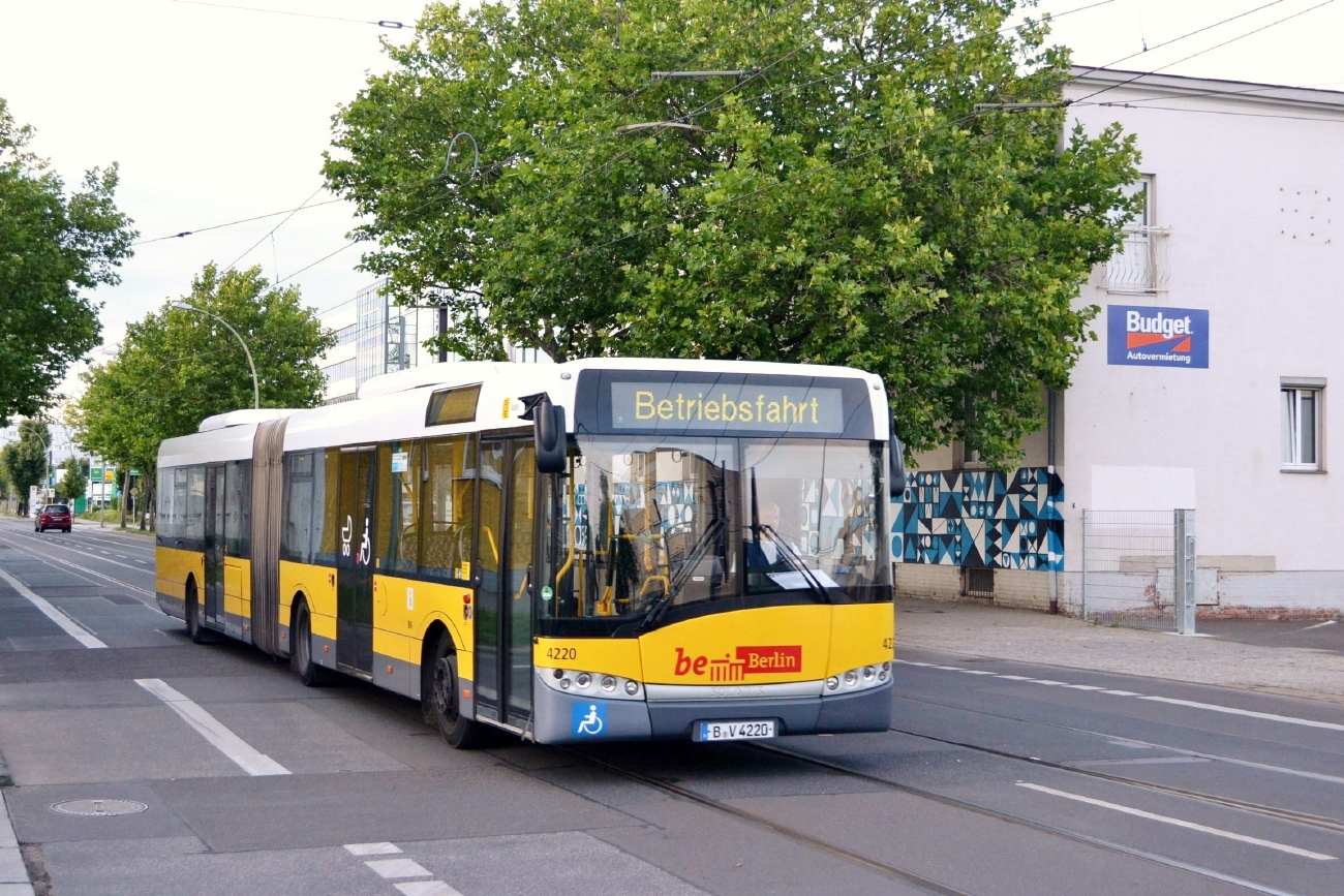 Берлин, Solaris Urbino III 18 № 4220