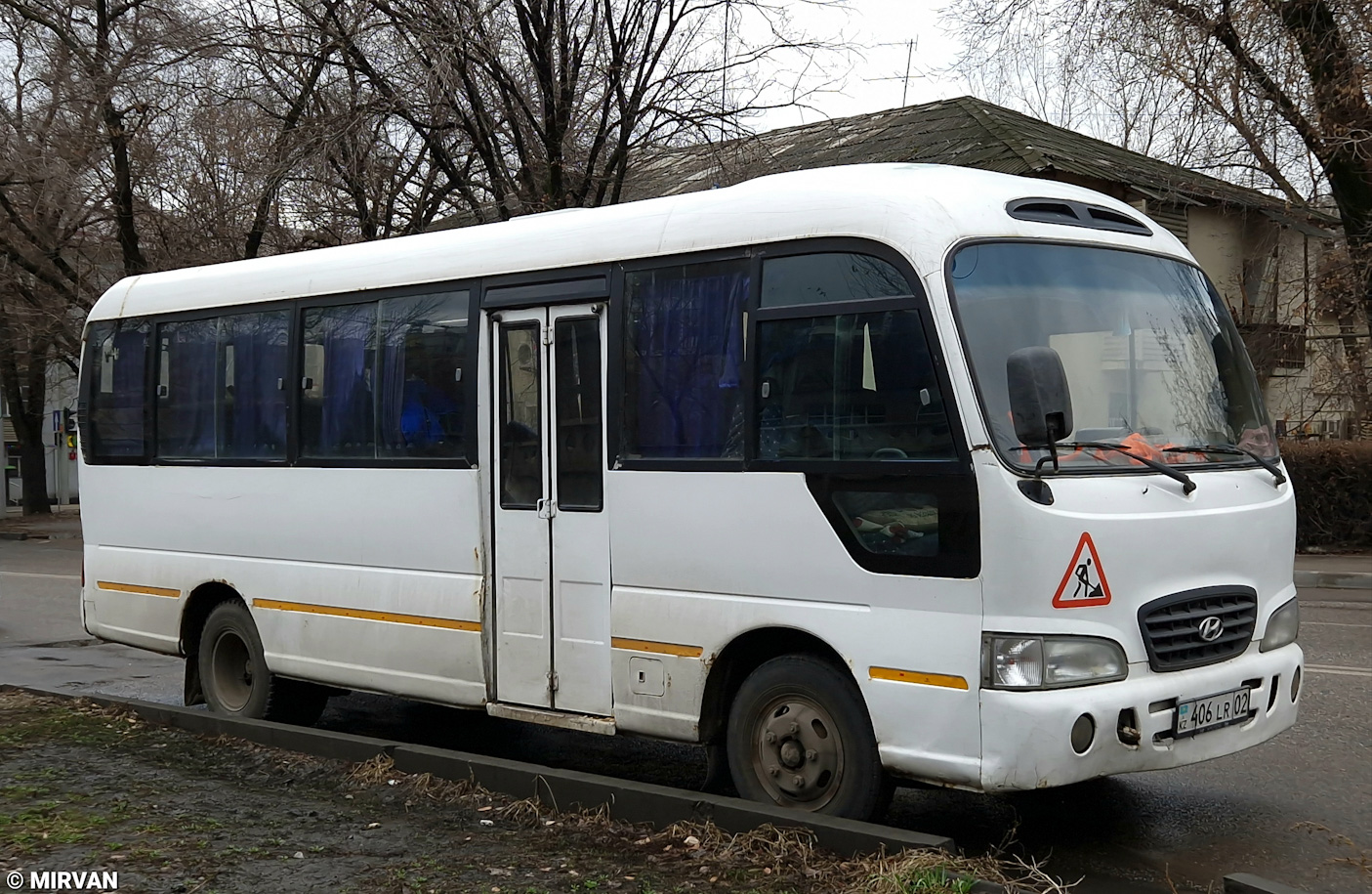Almaty, Hyundai County Deluxe # 406 LR 02