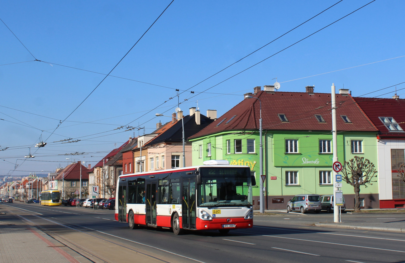 Pilsen, Irisbus Citelis 12M # 527