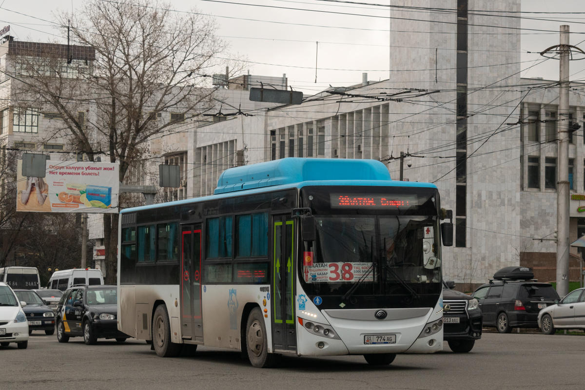Bishkek, Yutong ZK6108HGH (CNG) # 01 774 AG