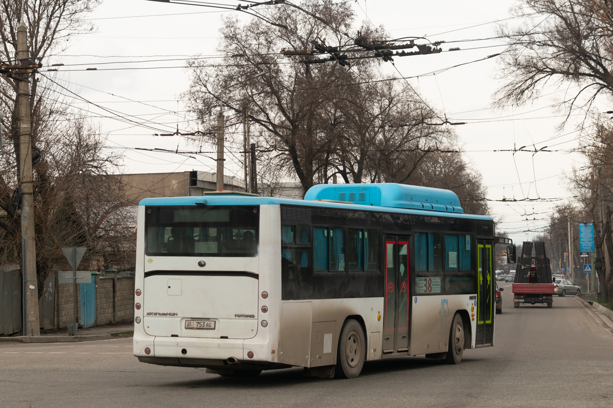 Bishkek, Yutong ZK6108HGH (CNG) # 01 753 AG