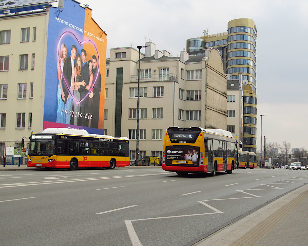 Varšuva, Scania Citywide LF CNG nr. 9685; Varšuva, Scania Citywide LF CNG nr. 9698