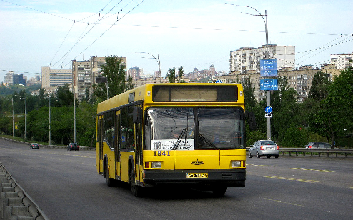 Киев, МАЗ-103.076 № 1841