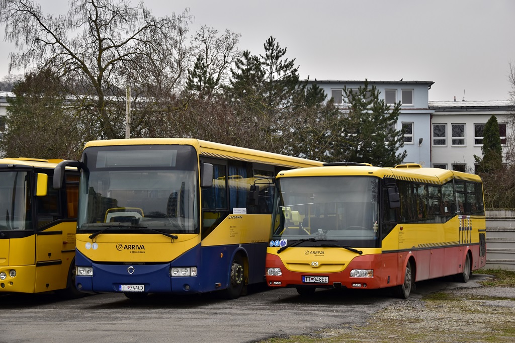 Hlohovec, SOR BN 10.5 # TT-948EE; Trnava, Irisbus Crossway 12M # TT-744CX