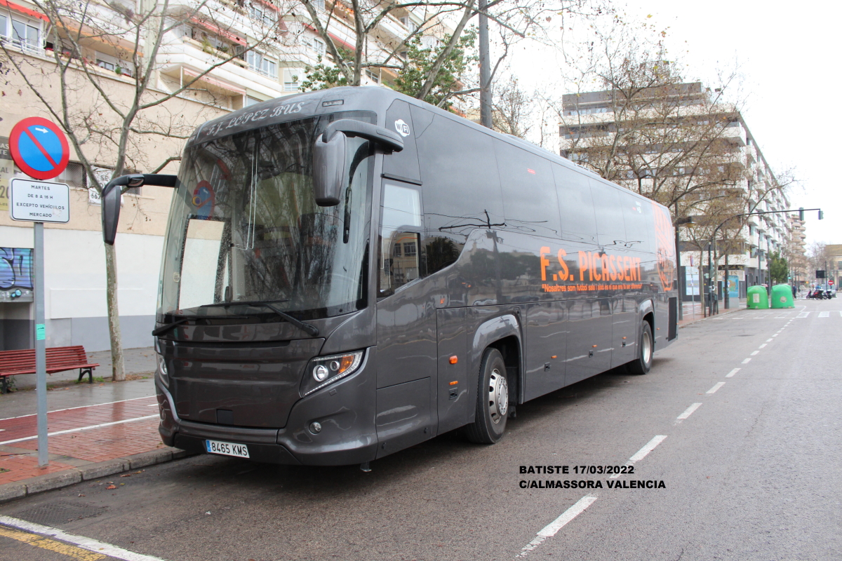 Valencia, Scania Touring HD (Higer A80T) č. 8465 KMS