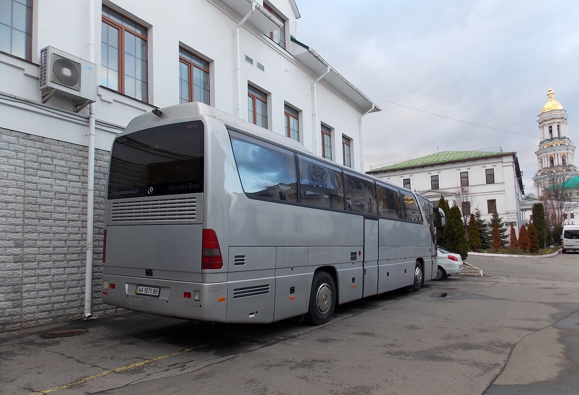 Kijów, Mercedes-Benz O350-15RHD Tourismo I # АА 9075 ВВ