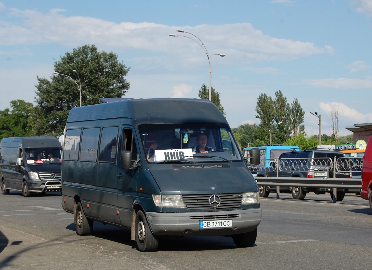 Чернігів, Mercedes-Benz Sprinter 308D № СВ 3711 СС