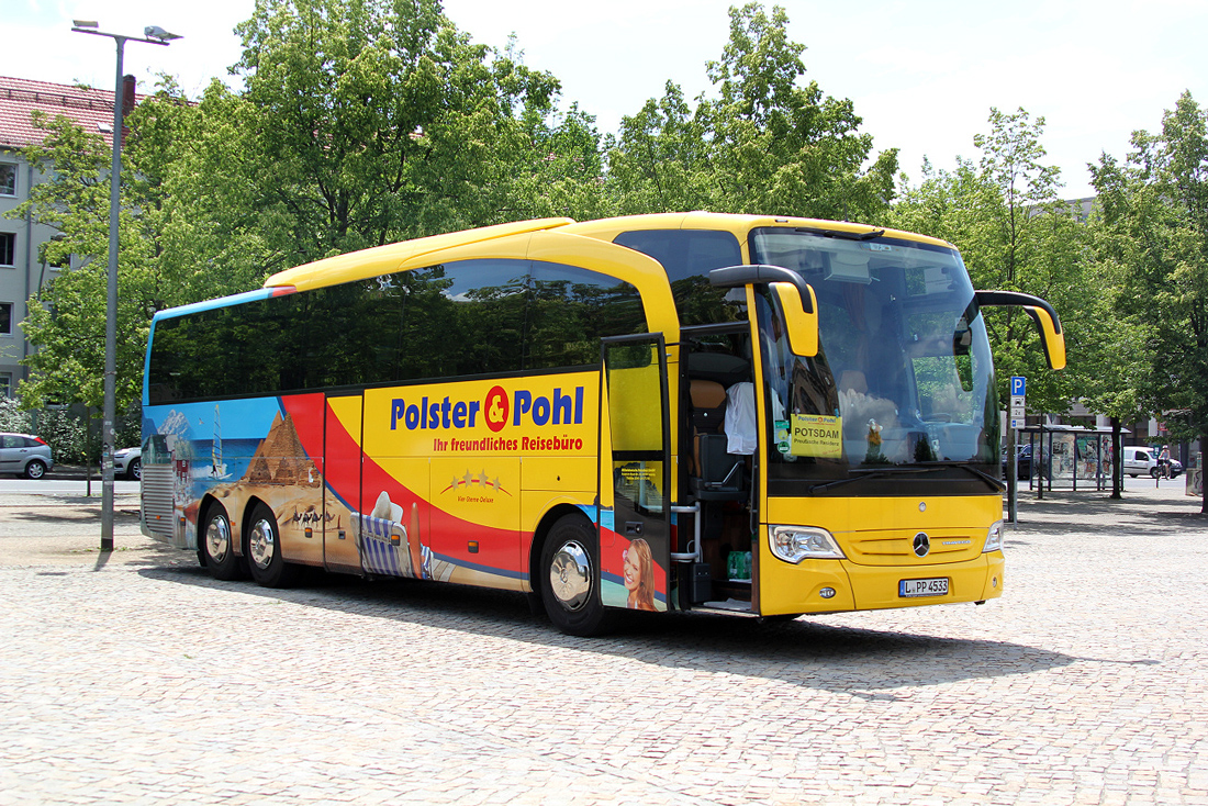 Leipzig, Mercedes-Benz O580 Travego I 16RHD M # L-PP 4533