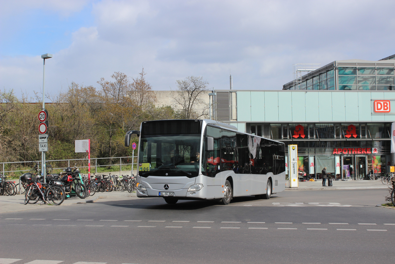 Berlin, Mercedes-Benz Citaro C2 # UL-SC 352