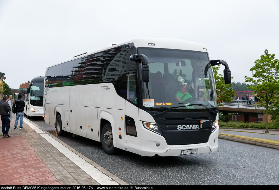 Stockholm, Scania Touring HD (Higer A80T) č. DFM 085