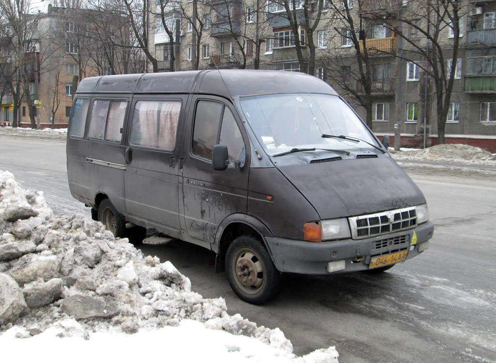 Dnipro, GAZ-2705 Nr. 046-14 АА