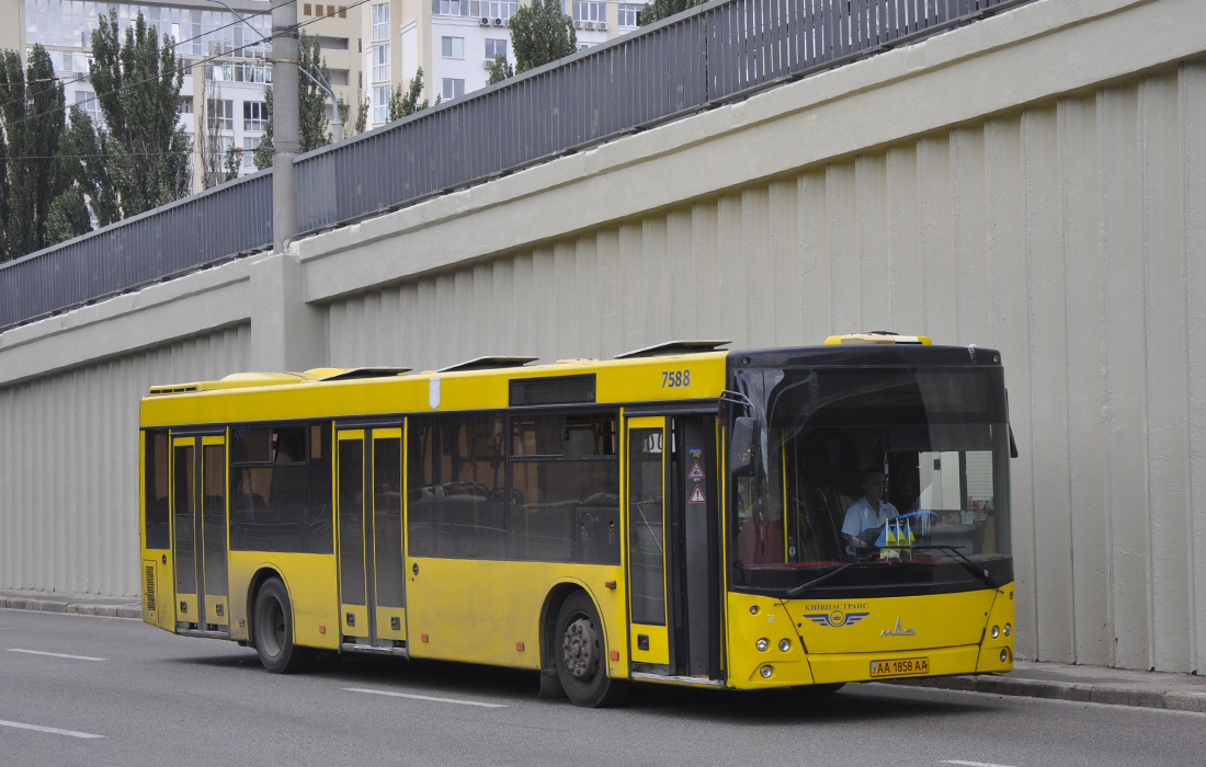 Kijów, MAZ-203.065 # 7588