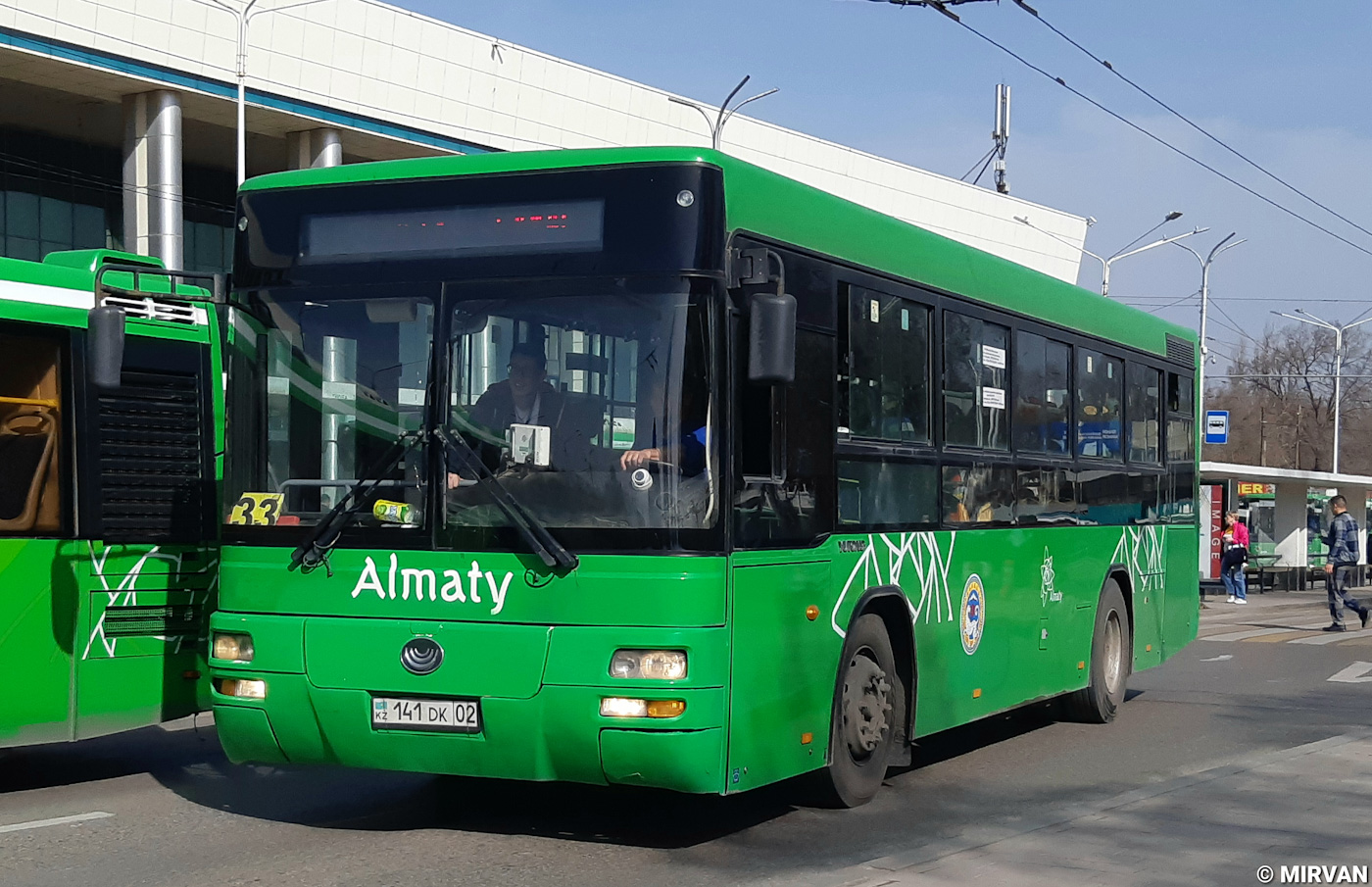 Almaty, Yutong ZK6108HGH No. 141 DK 02
